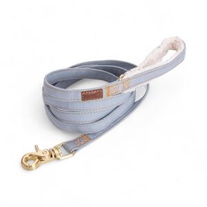 Wrangler Light Wash Denim and Sherpa Dog Lead